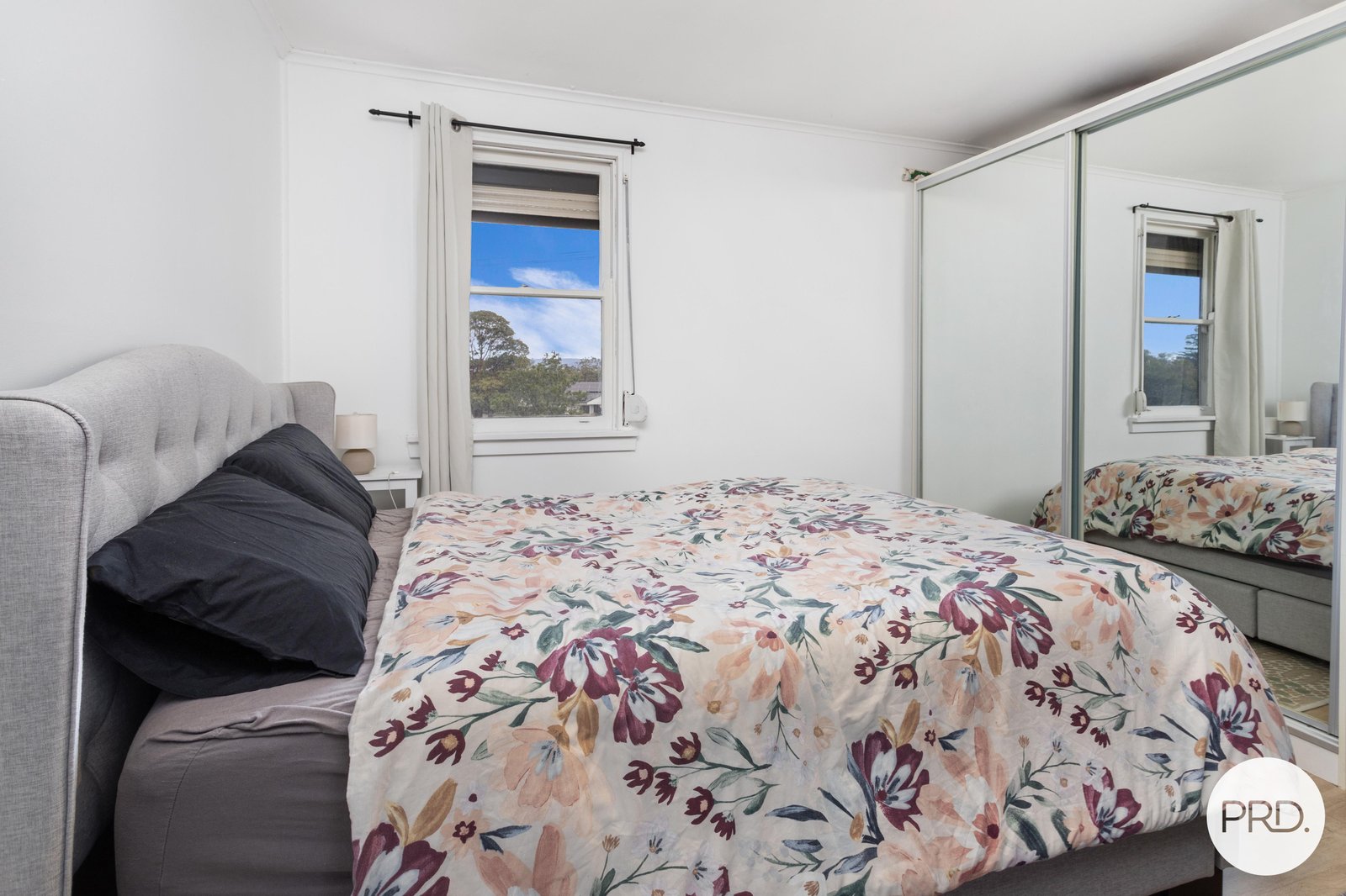 596 Northcliffe Drive BERKELEY 6