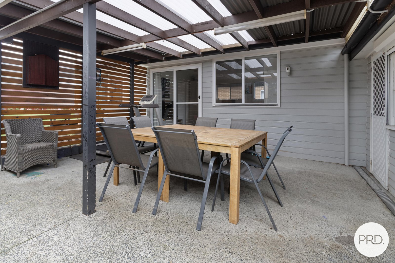 596 Northcliffe Drive BERKELEY 9