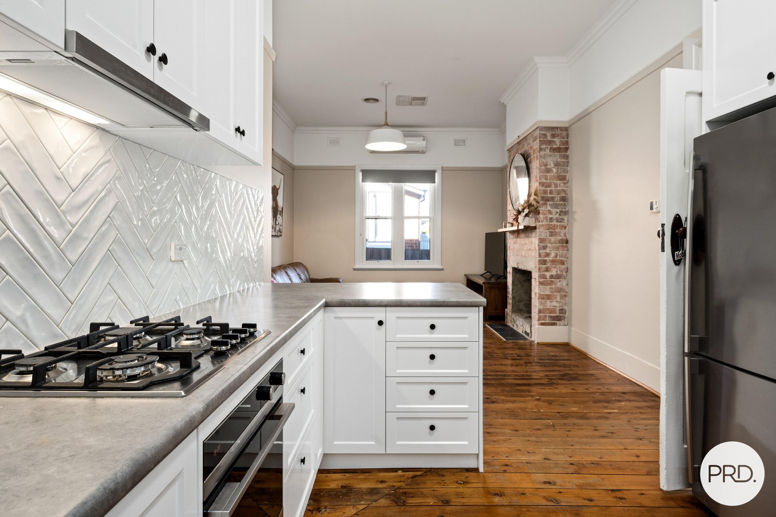 597 Broad Street EAST ALBURY 4