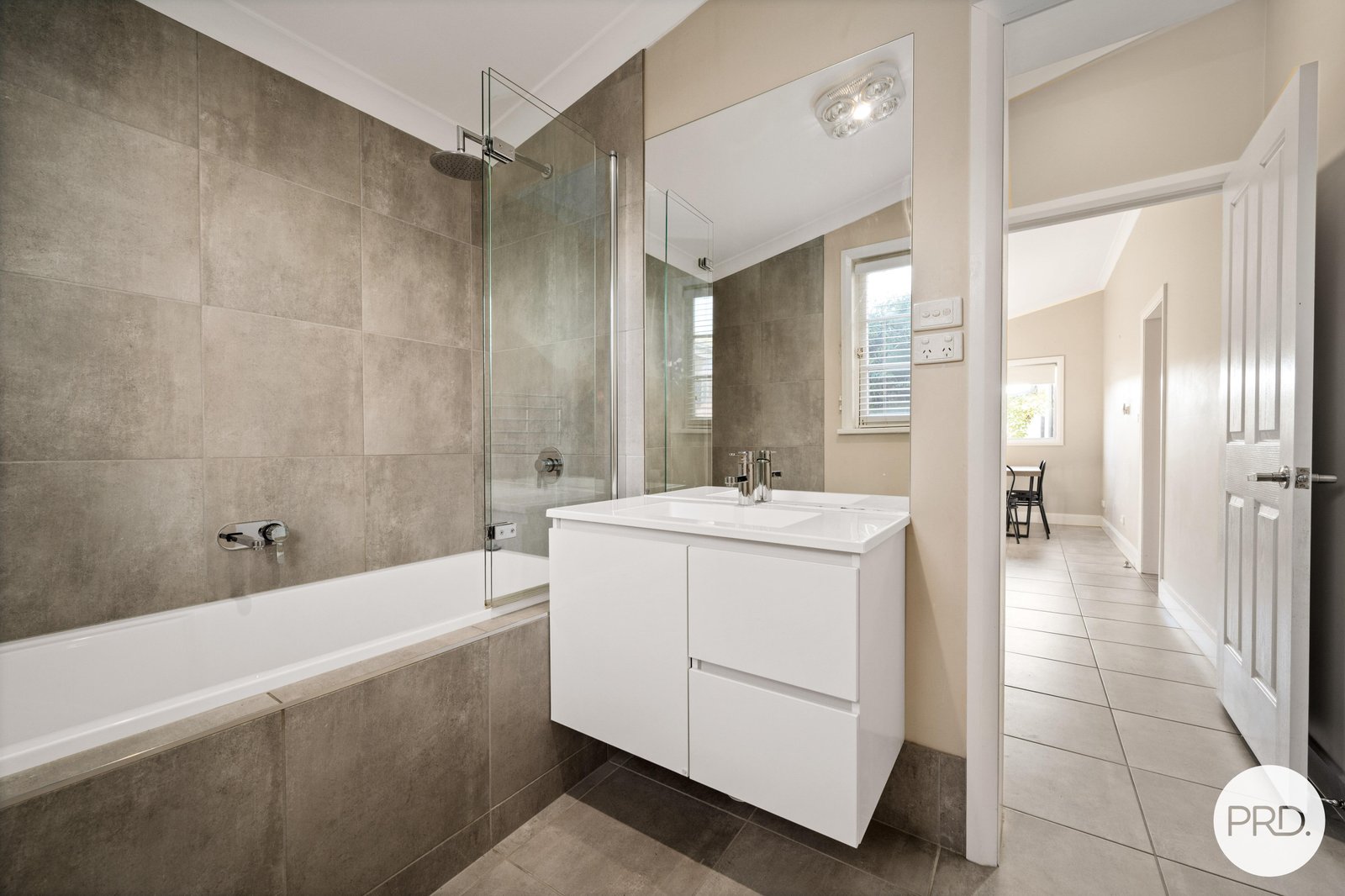 597 Broad Street EAST ALBURY 11