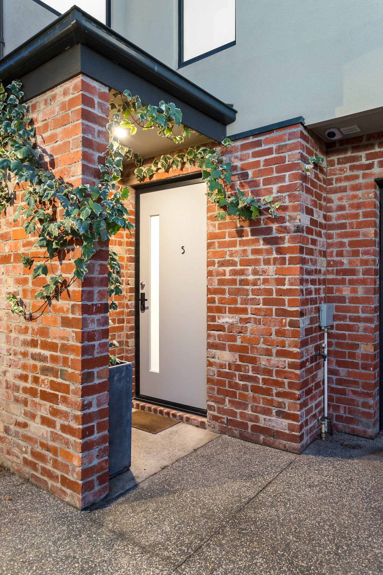 Gallery: 5/99 Gamon Street