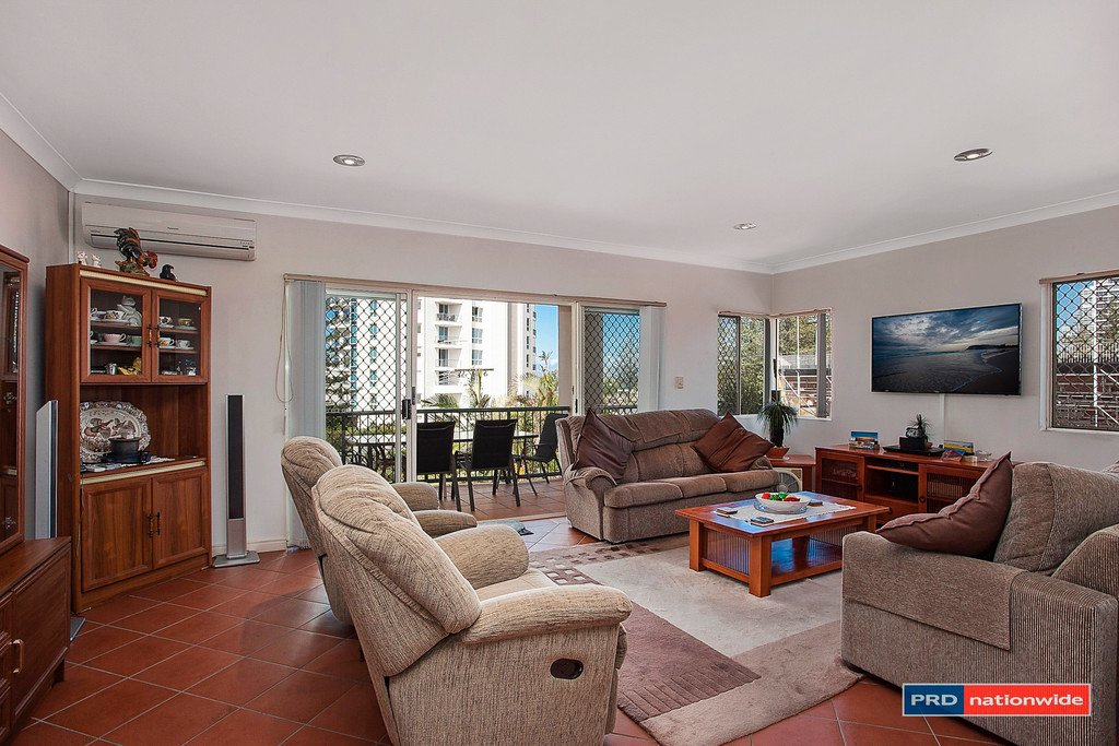 5/99 Old Burleigh Road BROADBEACH 4