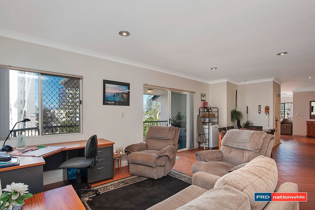 5/99 Old Burleigh Road BROADBEACH 7