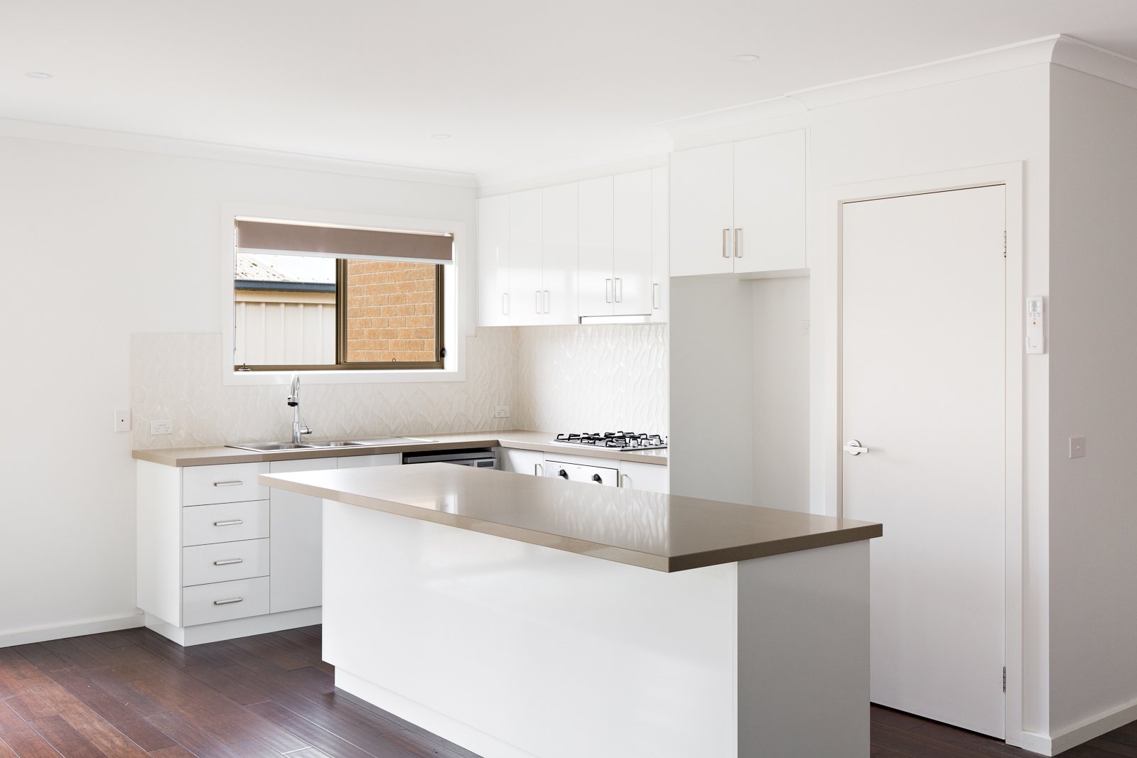 Gallery: 5a Alexander Avenue