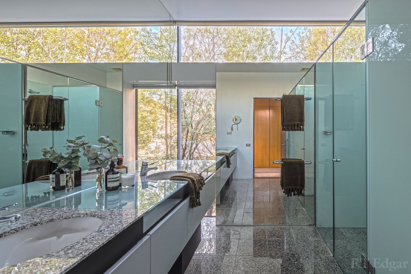 Real Estate and Property in 5a Balmerino Avenue, Toorak, VIC