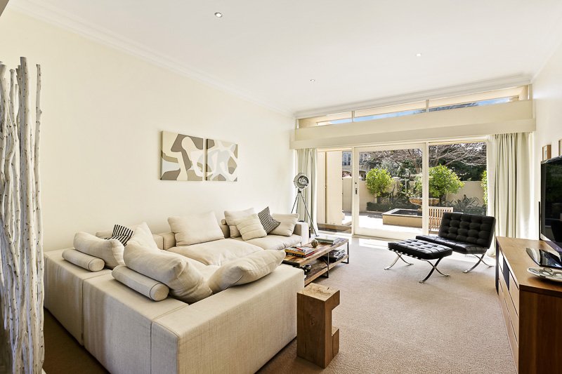 Gallery: 5A Birdwood Avenue