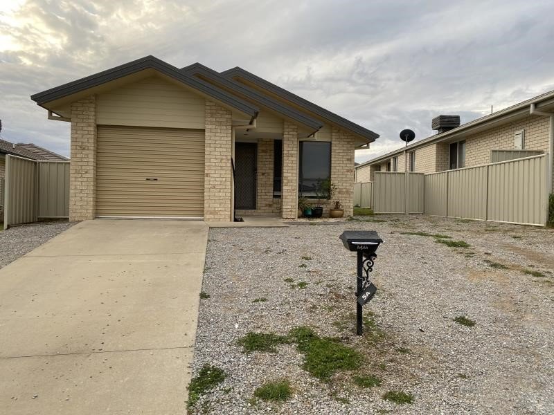 5A Brushbox Grove TAMWORTH 1