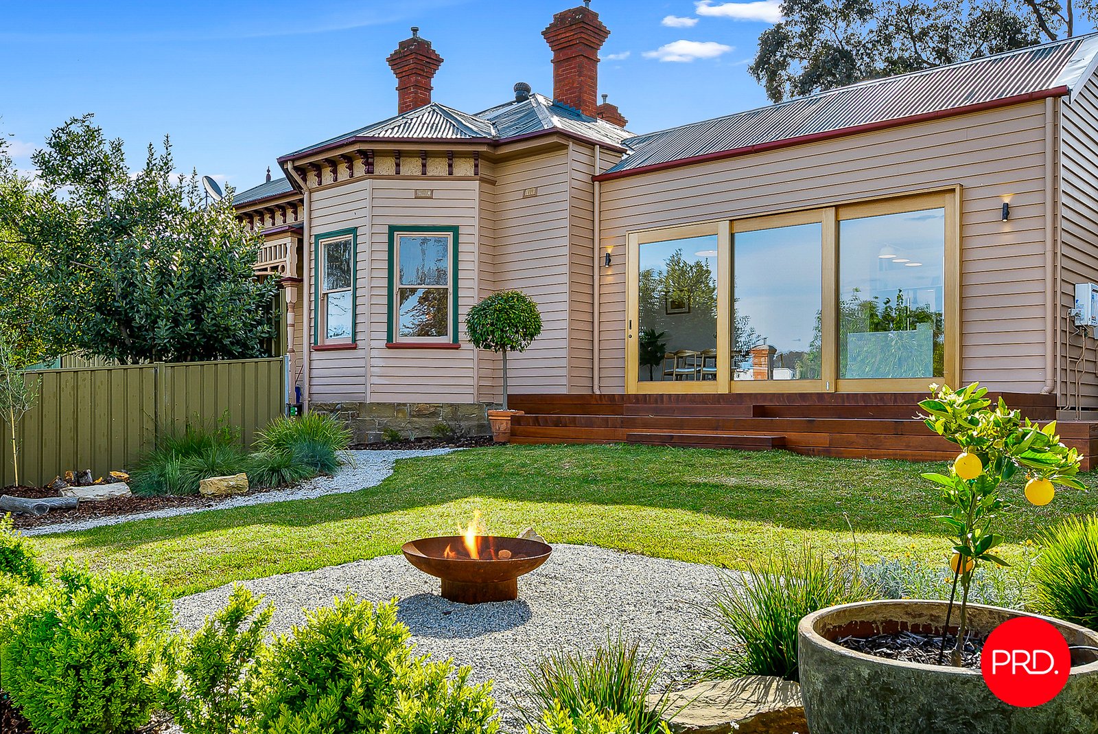 5A Harkness Street QUARRY HILL 2