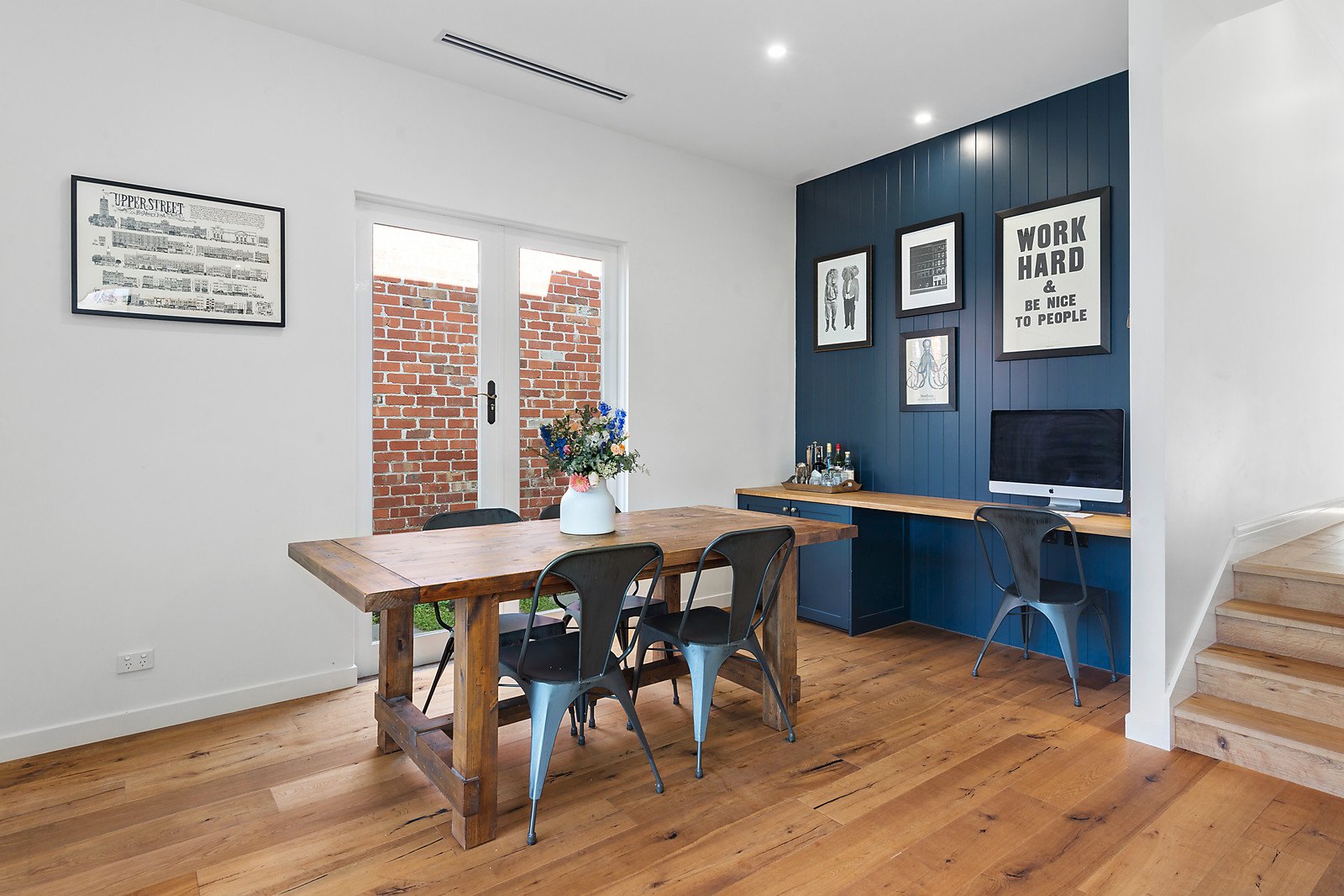 Real Estate and Property in 5a Jupiter Street, Caulfield South, VIC