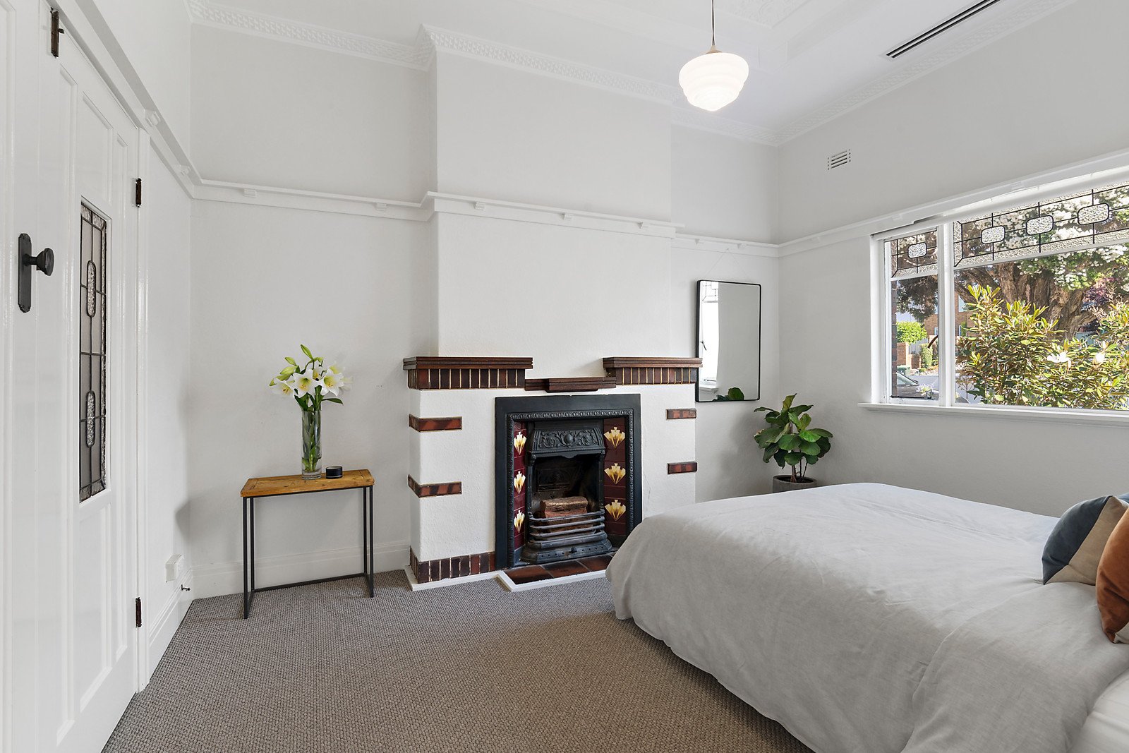 Real Estate and Property in 5a Jupiter Street, Caulfield South, VIC