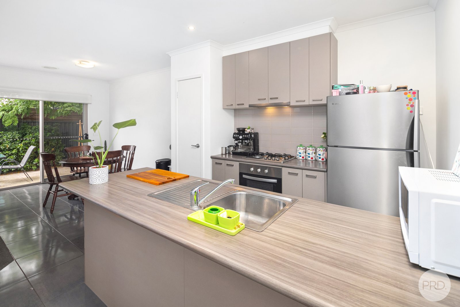 5A King George Way MITCHELL PARK 6