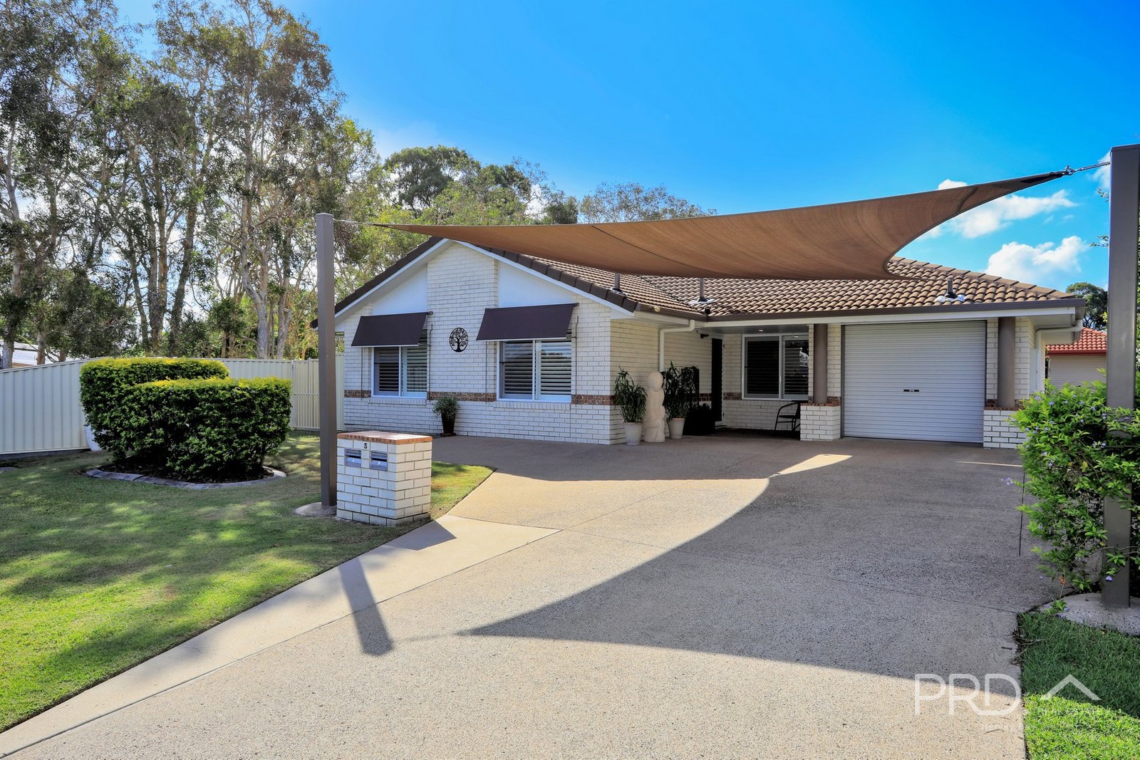 5A Ladbroke Crescent URANGAN 1