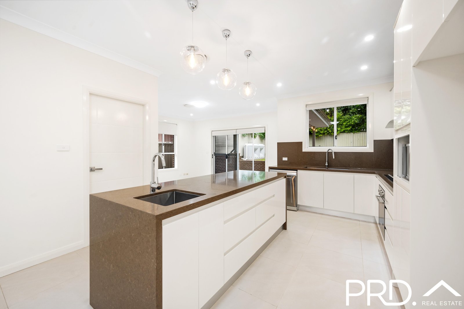 5a Monash Avenue EAST HILLS 3