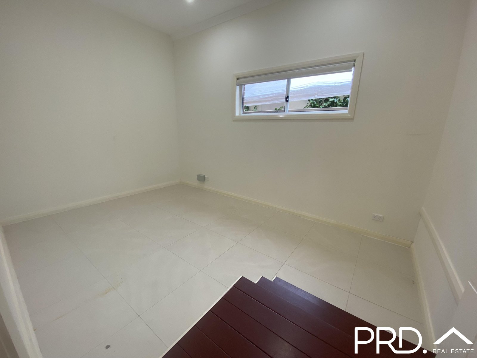 5a Monash Avenue EAST HILLS 8