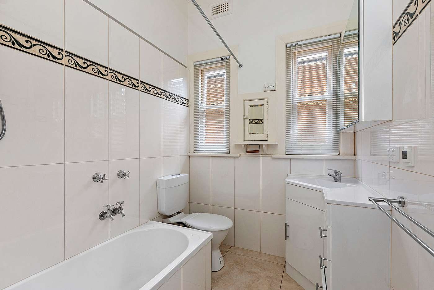 Gallery: 5A Norwood Street