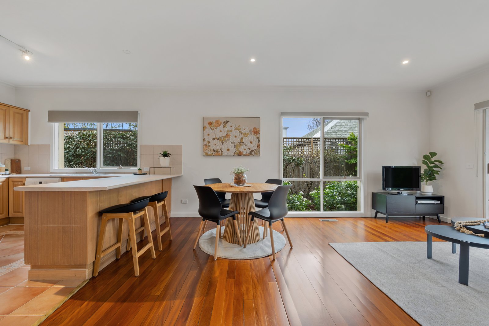 Gallery: 5A Railway Avenue
