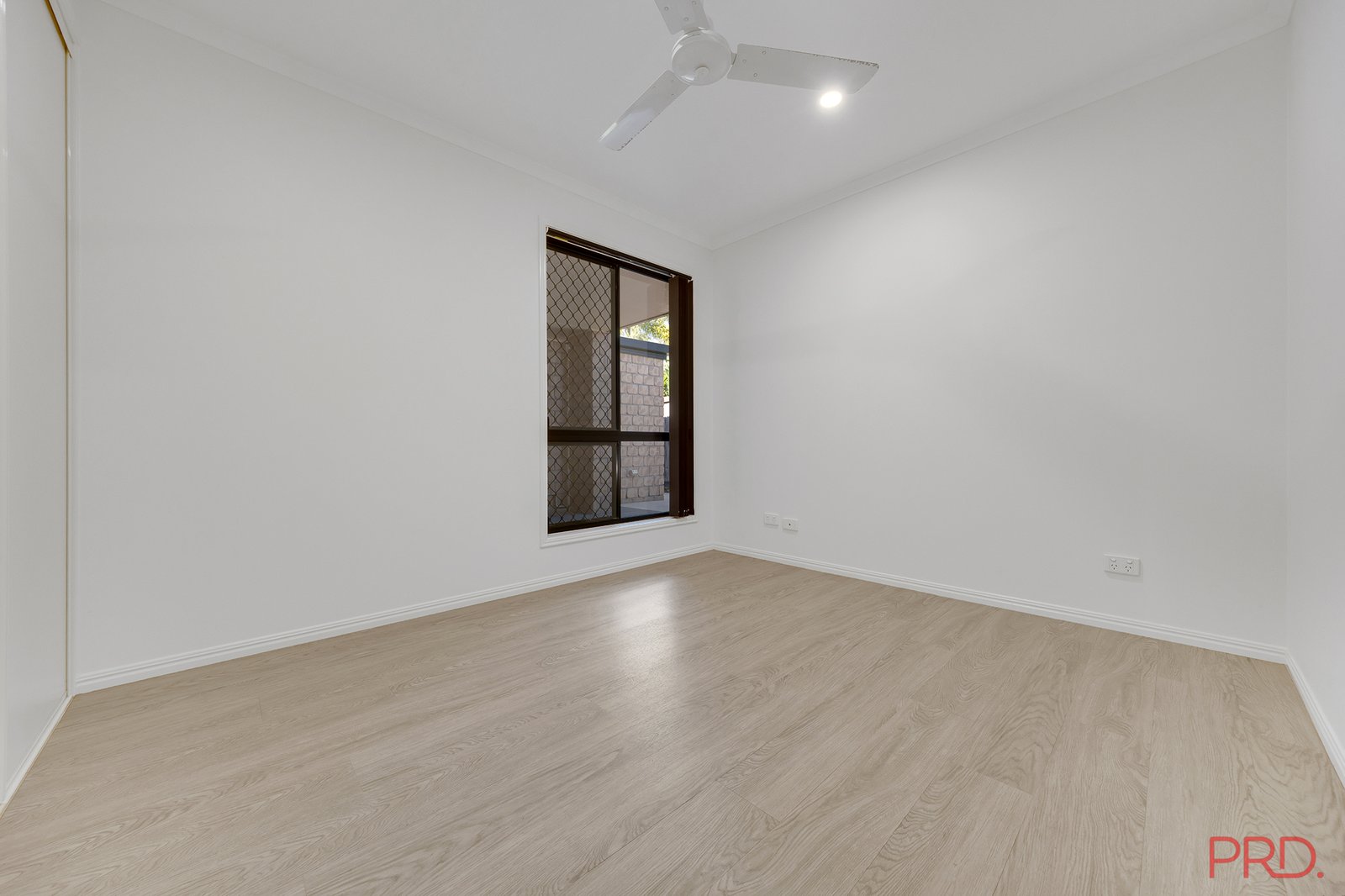 5A Rainer Court BENARABY 10