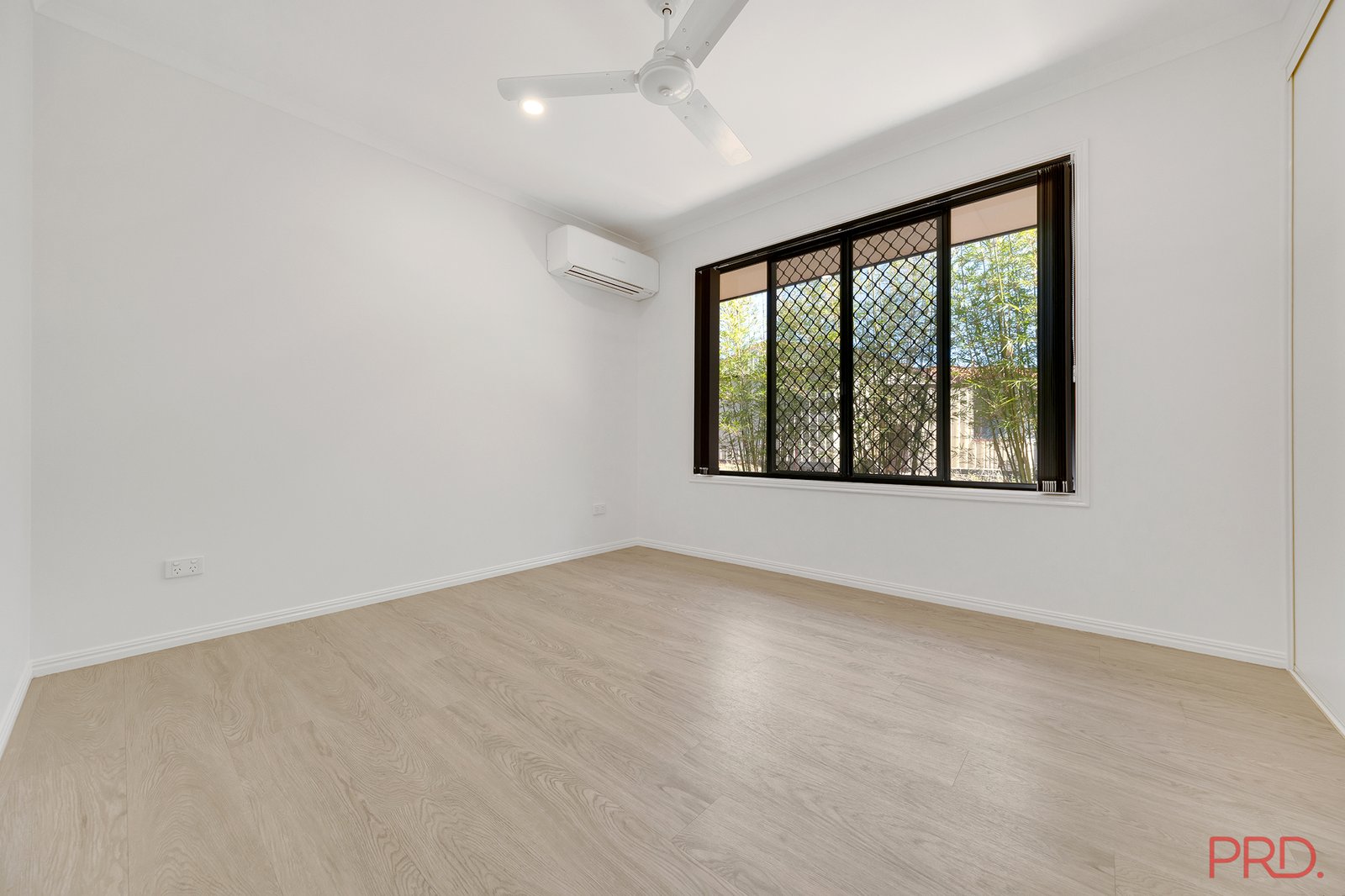 5A Rainer Court BENARABY 11