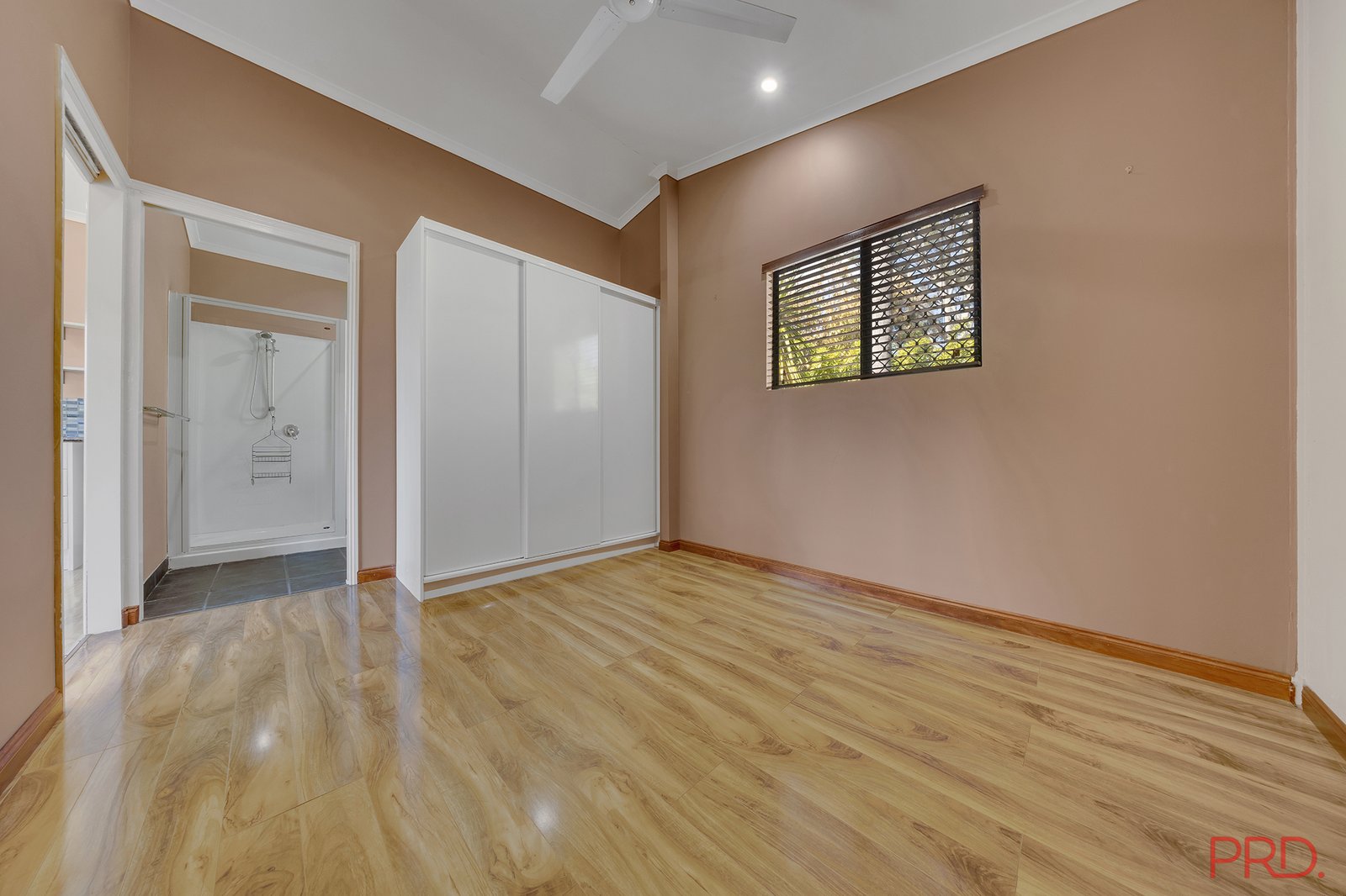 5A Rainer Court BENARABY 26