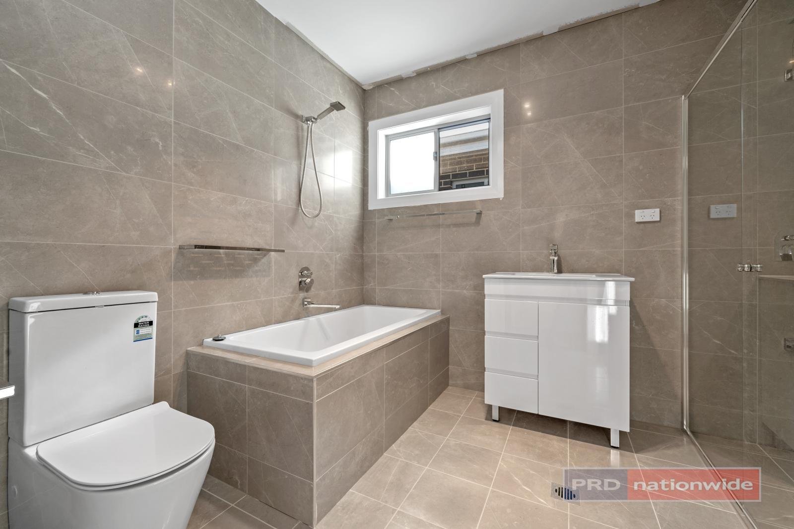 5a Singleton Avenue EAST HILLS 5