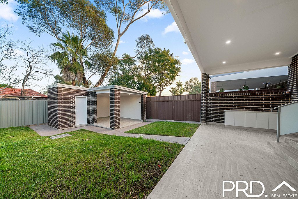 5a Singleton Avenue EAST HILLS 10
