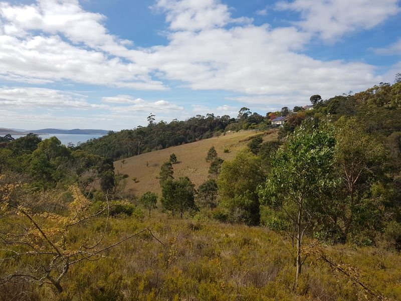 5A Taronga Road BONNET HILL 7