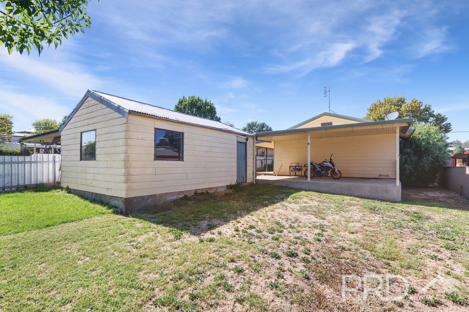 5A Tumut Street TUMUT 13