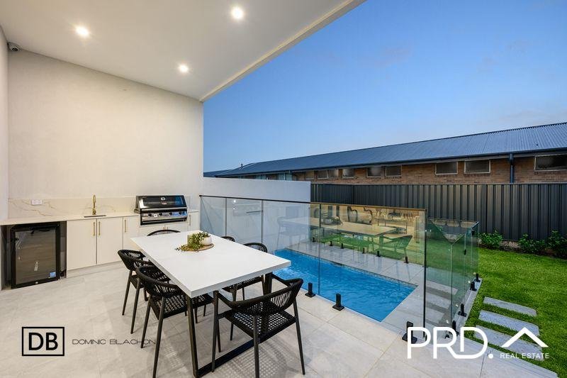 5a Wall Avenue PANANIA 17