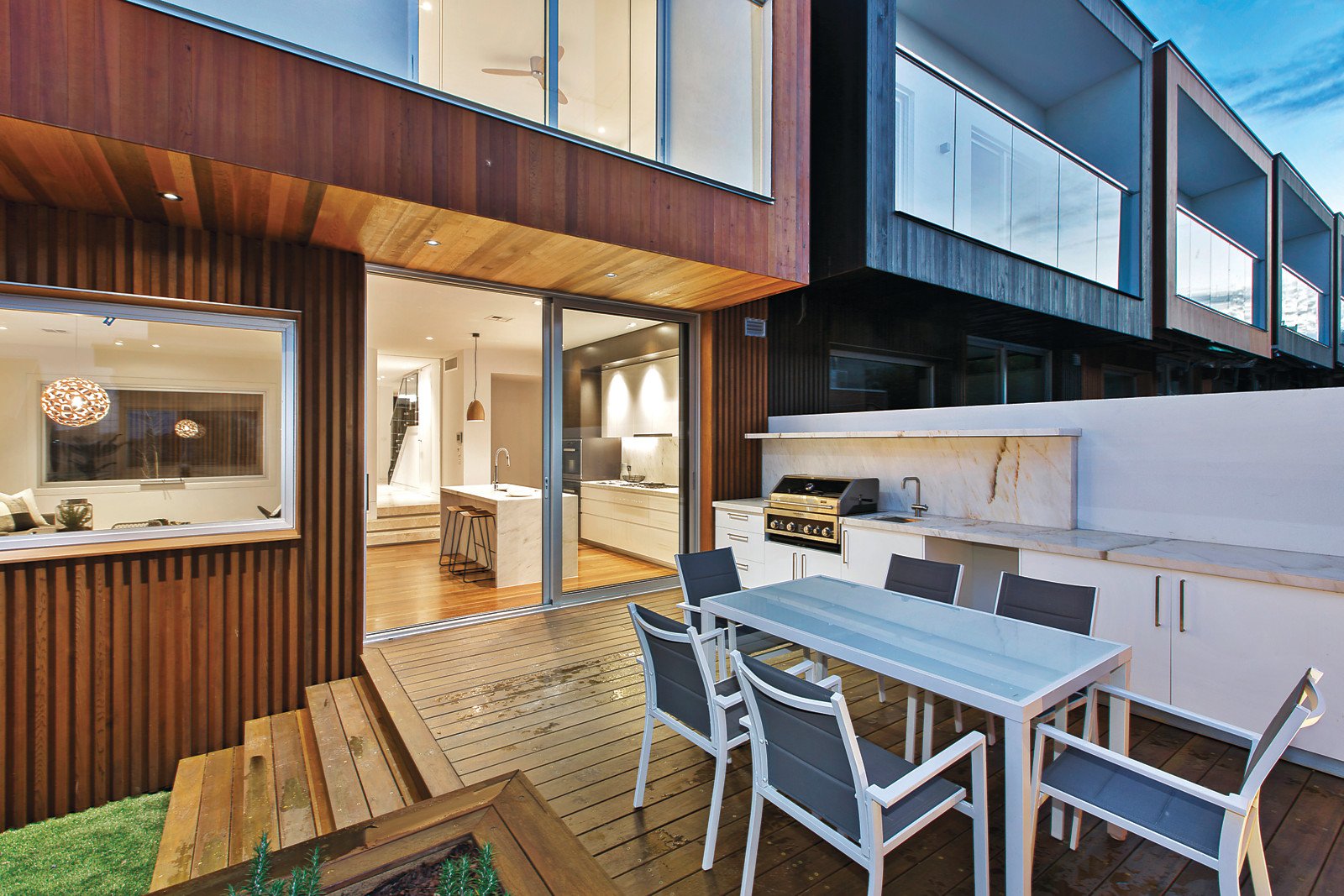 5a Waltham Place, Richmond, VIC