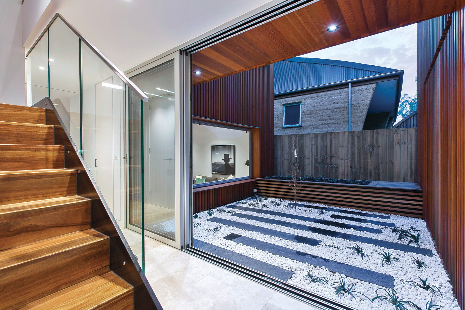 5a Waltham Place, Richmond, VIC