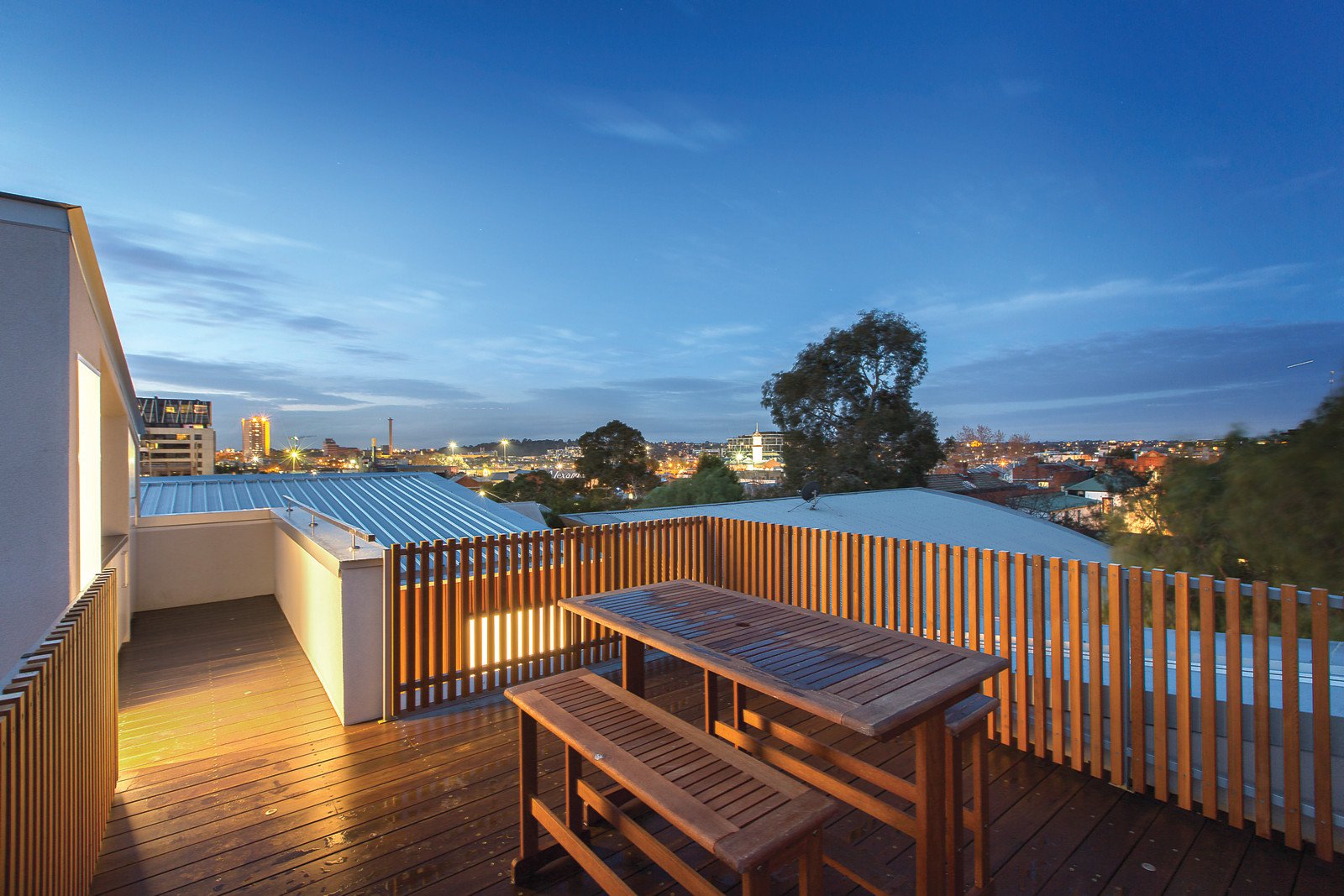 5a Waltham Place, Richmond, VIC