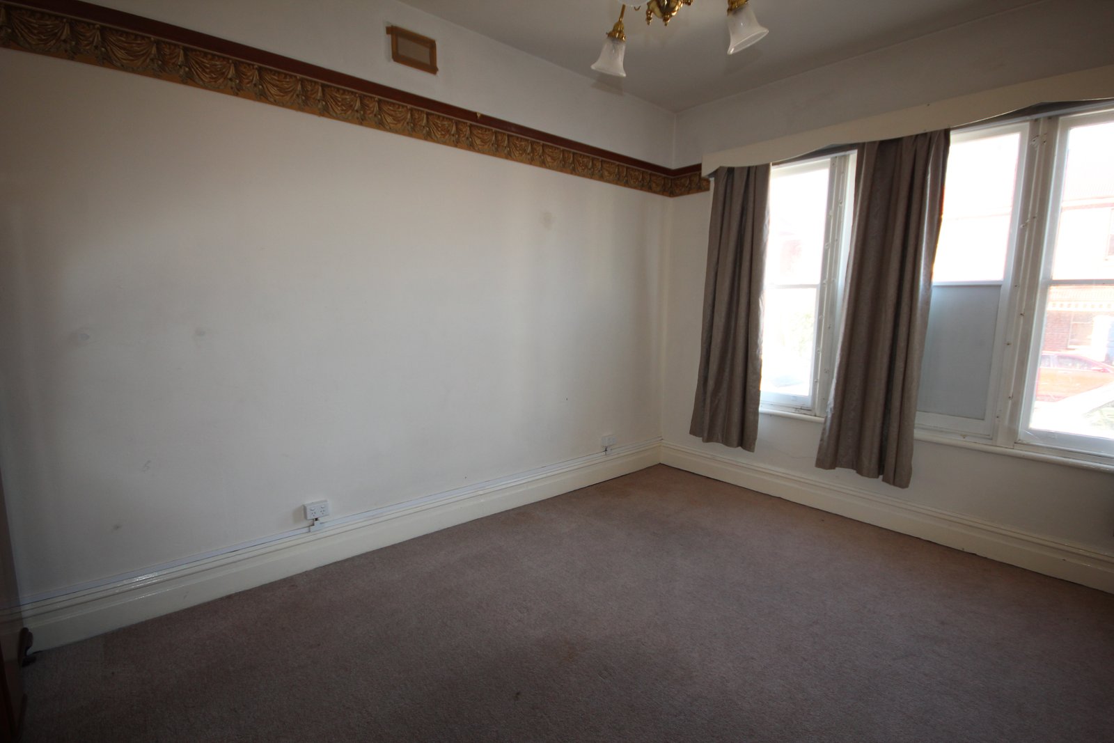 5a Warwick Street HOBART 10