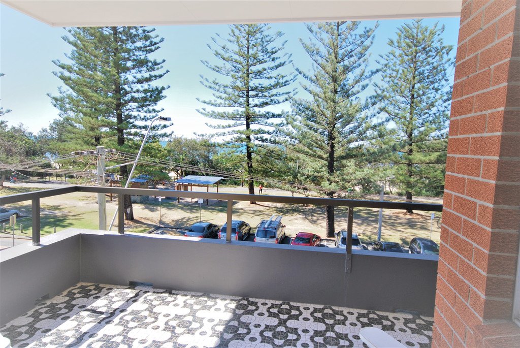 5A/44 The Esplanade BURLEIGH HEADS 1