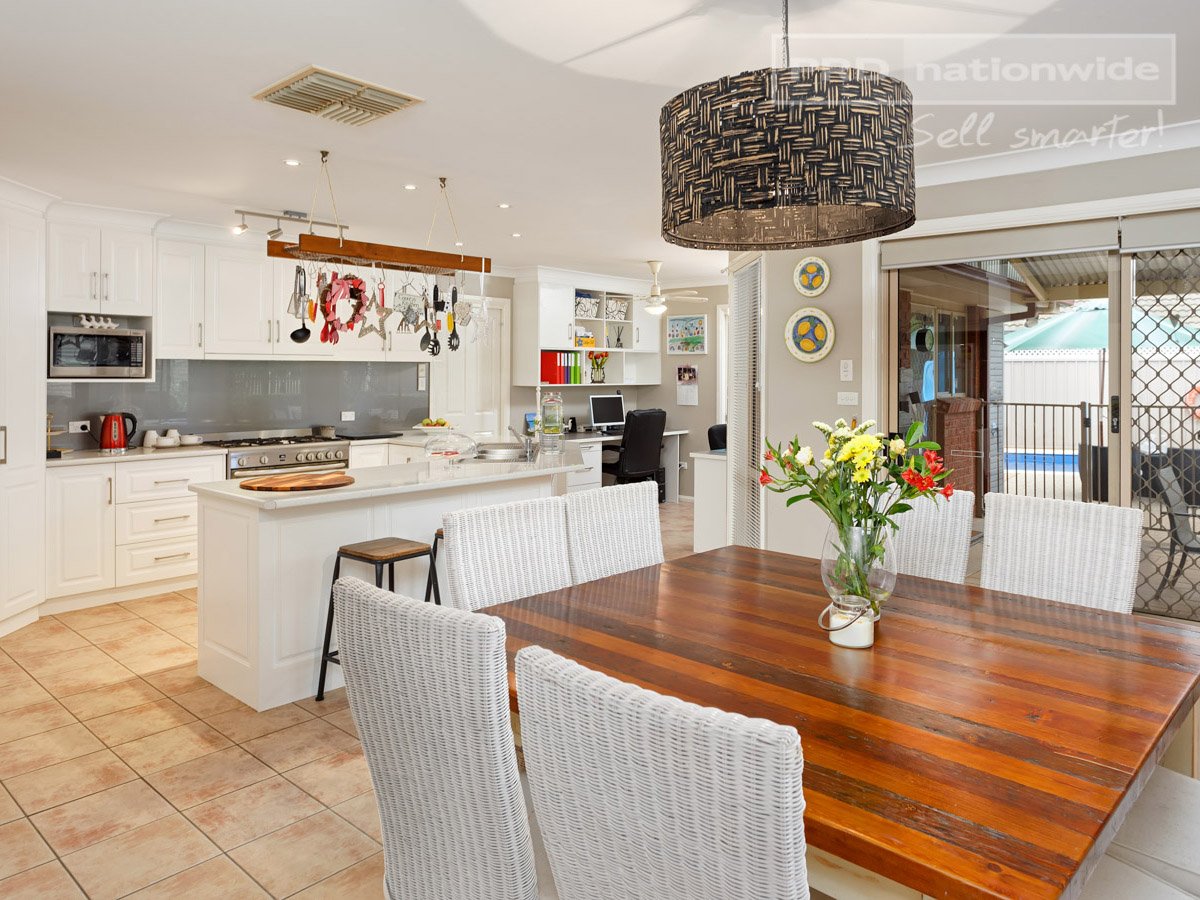 5B Crisp Drive FLOWERDALE 4