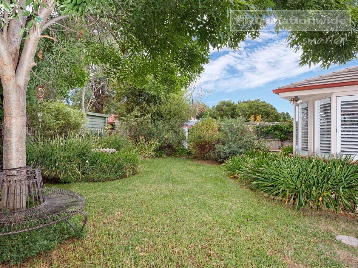 5B Crisp Drive FLOWERDALE 12
