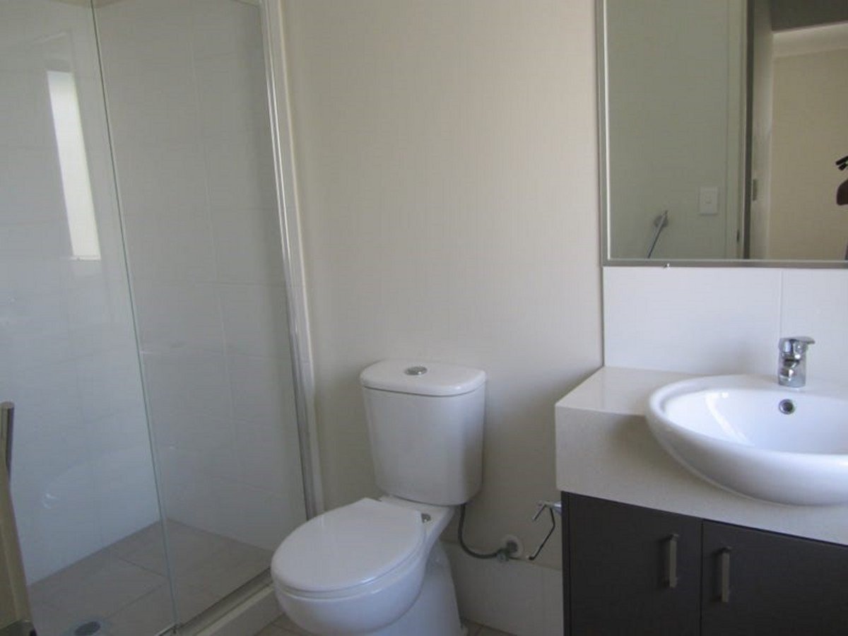 5B Reagan Close Pimpama 5