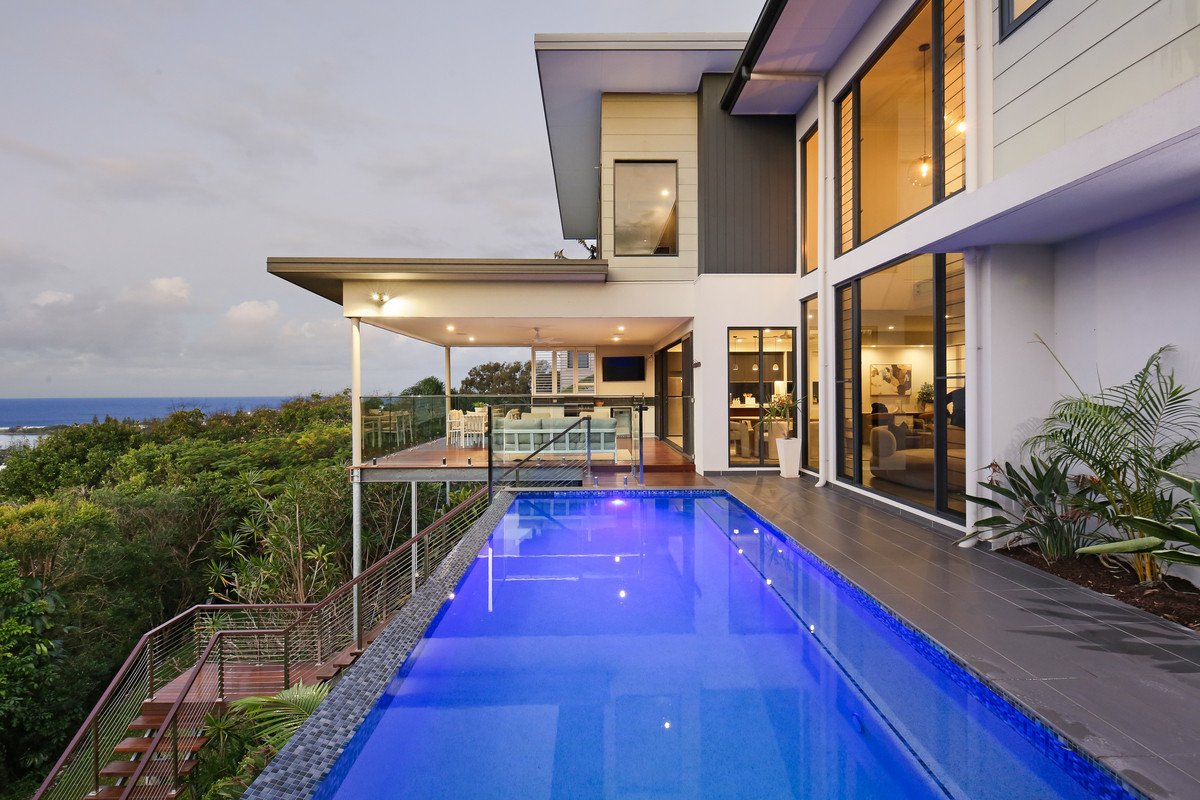 5B Vantage Point Drive Burleigh Heads 8