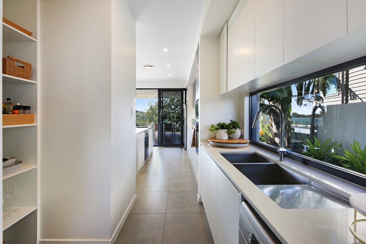 5B Vantage Point Drive Burleigh Heads 19