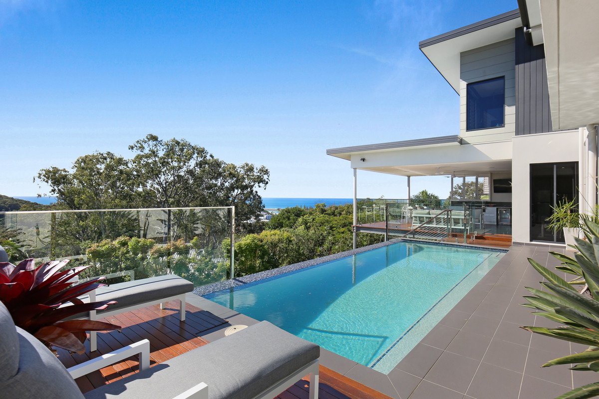 5B Vantage Point Drive Burleigh Heads 27