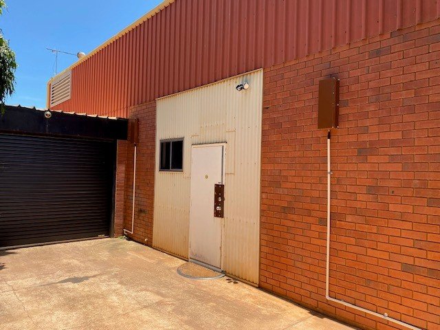 5B/20 Hunter  BROOME 2