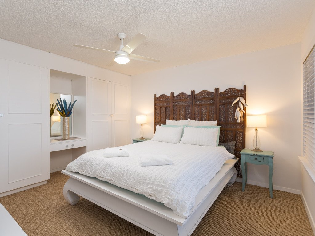 5B/44 The Esplanade BURLEIGH HEADS 2