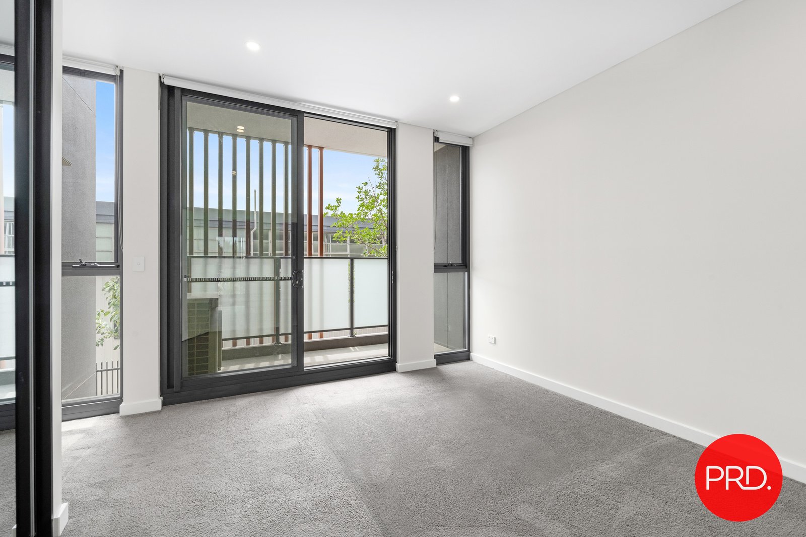 5C Garrigarrang Avenue KOGARAH 8