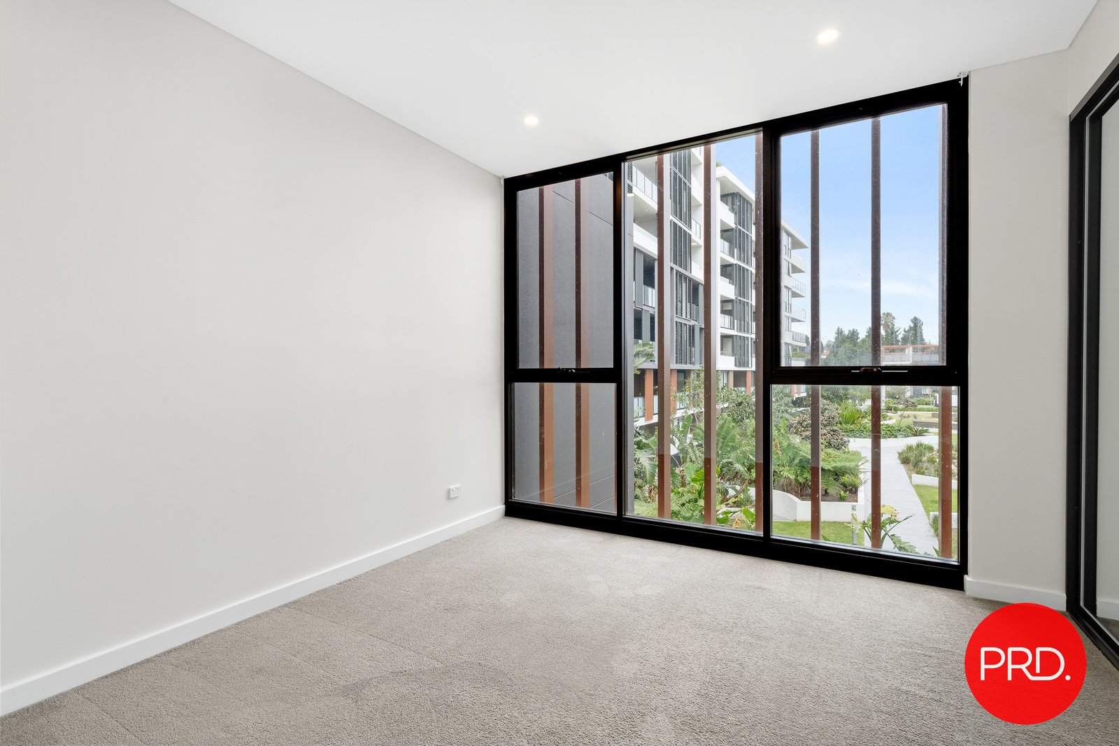 5C Garrigarrang Avenue KOGARAH 11