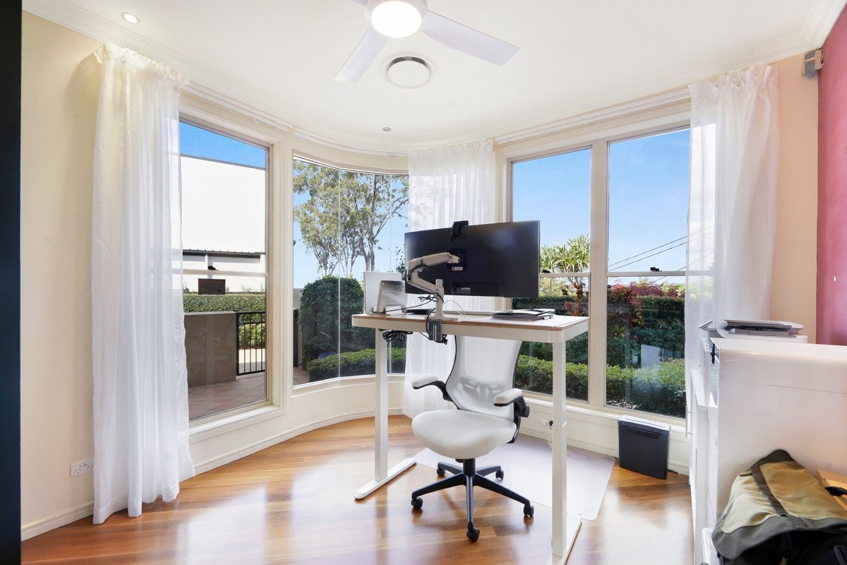 5C Vantage Point Drive Burleigh Heads 24