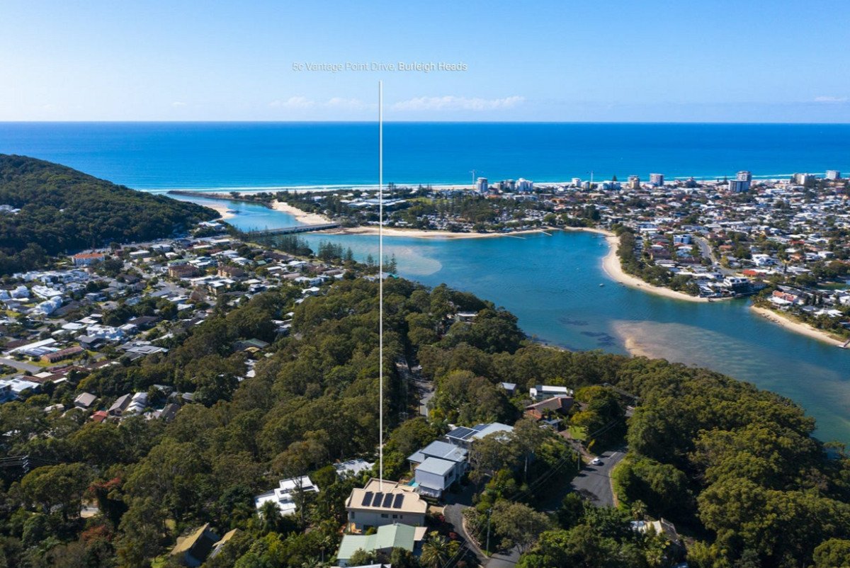 5C Vantage Point Drive Burleigh Heads 4