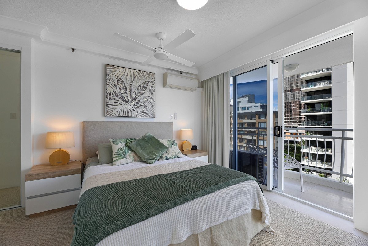 5c/3 Second Avenue Burleigh Heads 12