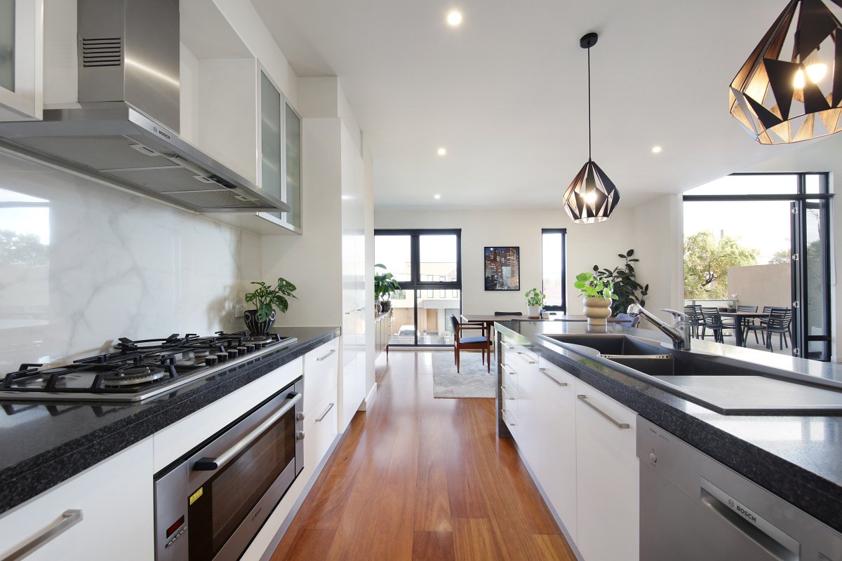 Gallery: 5D Mackie Road