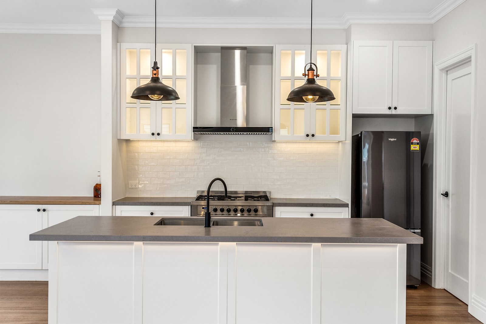 Real Estate and Property in 5F Urquhart Street, Woodend, VIC