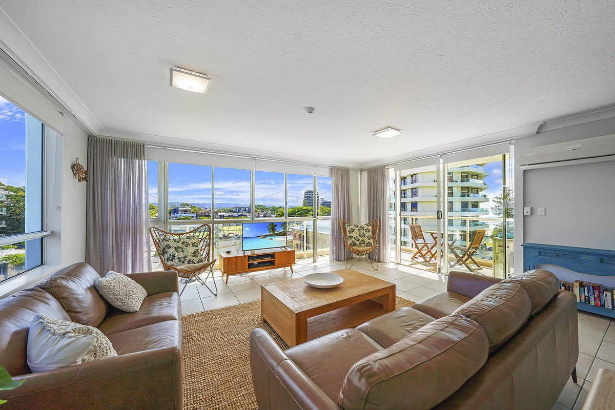 5F/52 Goodwin Terrace Burleigh Heads 3