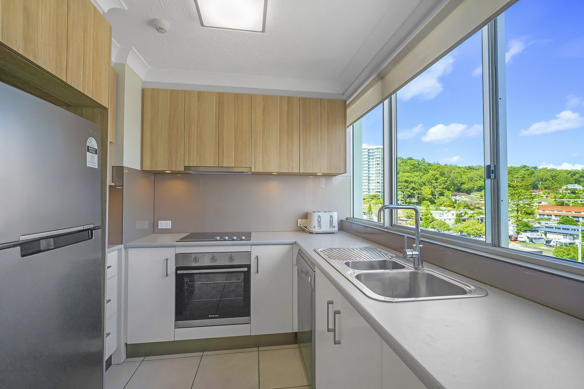 5F/52 Goodwin Terrace Burleigh Heads 5